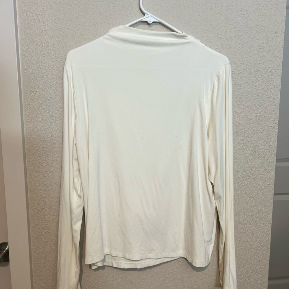 Aritzia Off- White Long Sleeve Blouse - Picture 2 of 3